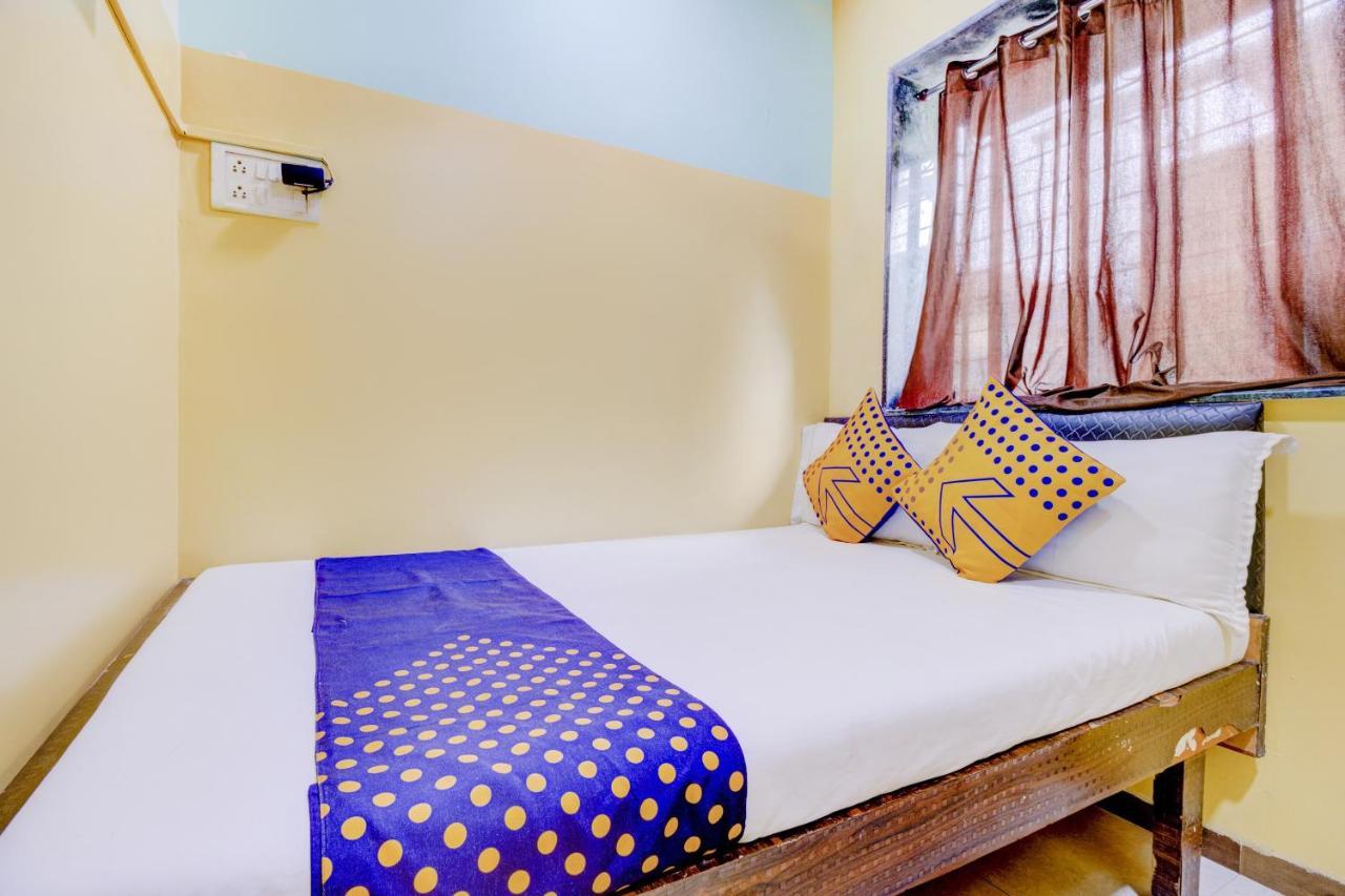 Oyo 70661 Hotel Al Makkah Managed By Hotel Paris Bombaj Zewnętrze zdjęcie